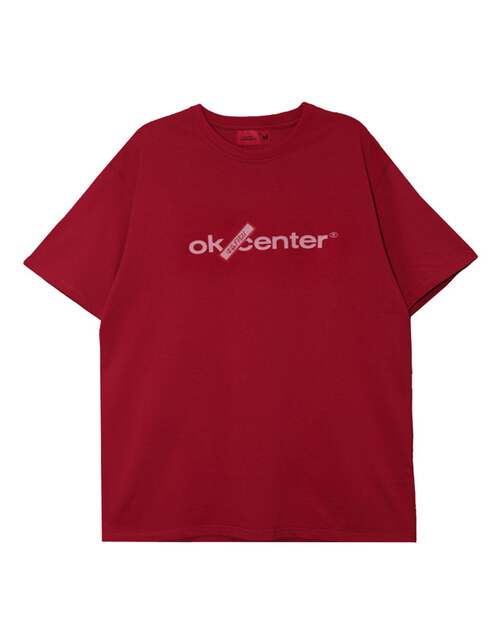 OKCENTER 로고 그래픽 티셔츠 (레드)
