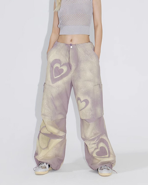 CONP Heart Painted Parachute Trousers (그레이 퍼플)